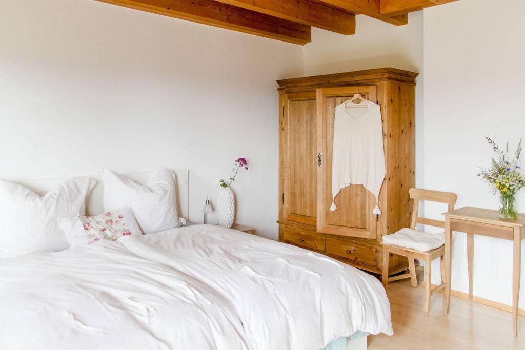 4-Zimmer-Ferienwohnung Waldbluemle Dobel Exterior foto
